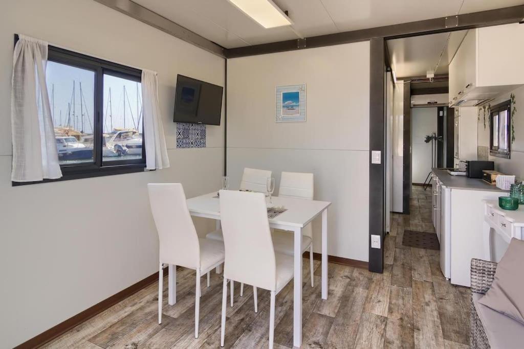 Houseboat Sardinia Suite Cagliari Zewnętrze zdjęcie